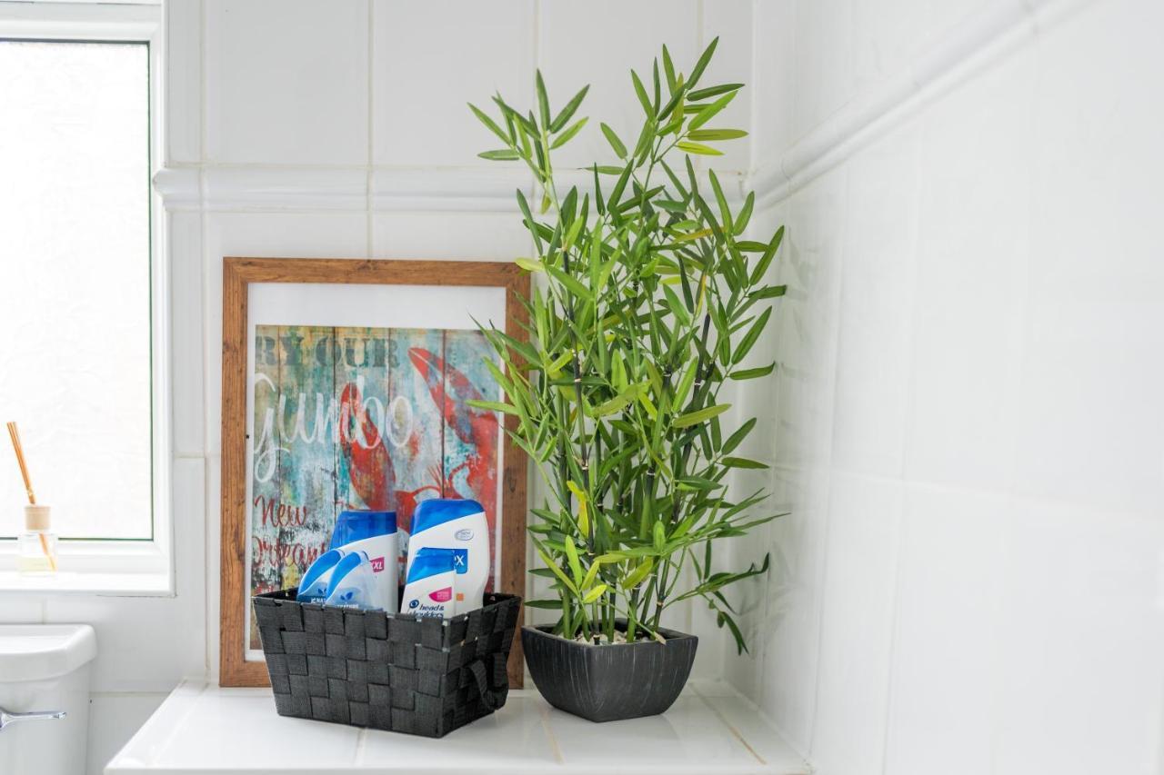 The Ella Fitzgerald - Modern 2 Bedroom Apartment, Super Close To City Centre Cardiff Eksteriør bilde