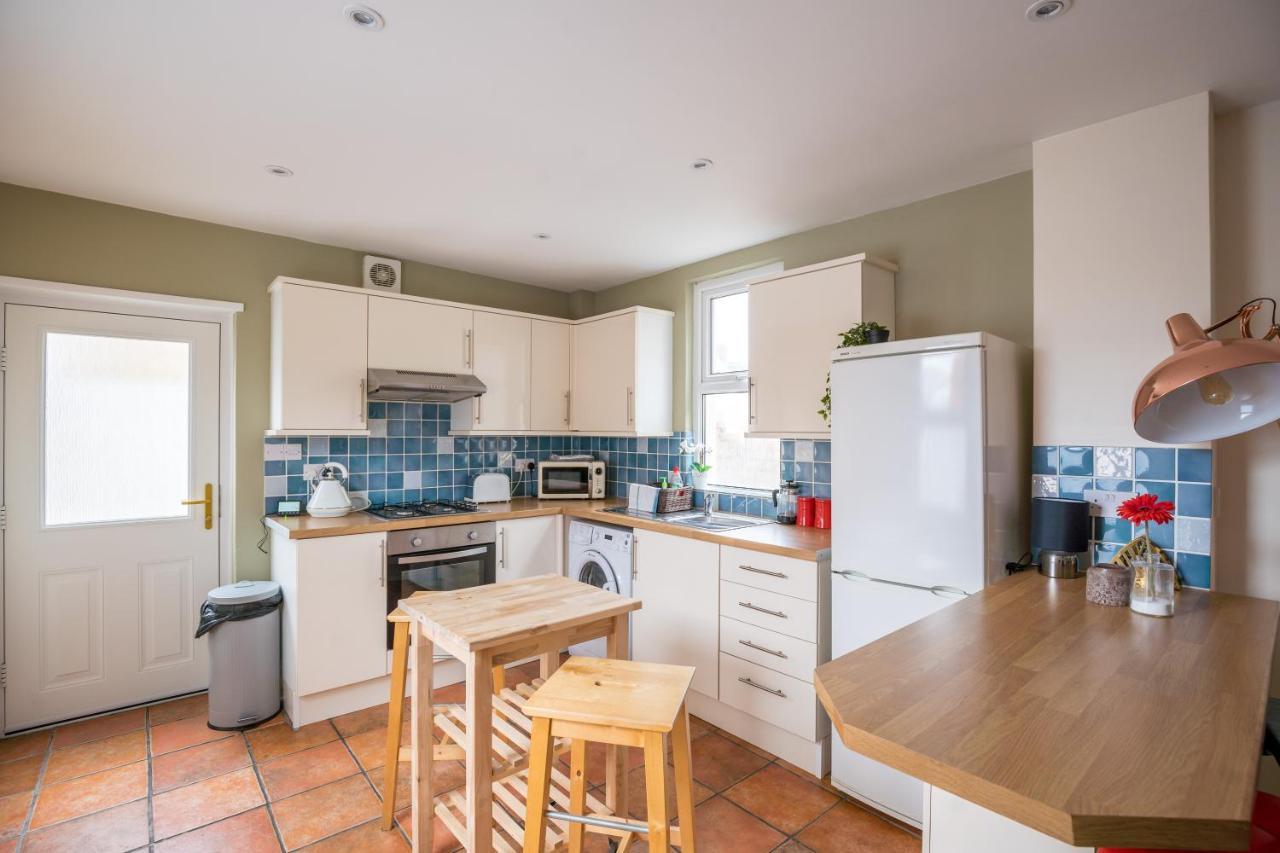 The Ella Fitzgerald - Modern 2 Bedroom Apartment, Super Close To City Centre Cardiff Eksteriør bilde
