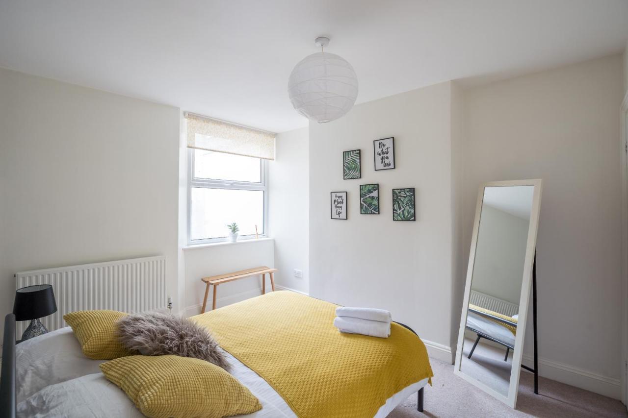 The Ella Fitzgerald - Modern 2 Bedroom Apartment, Super Close To City Centre Cardiff Eksteriør bilde